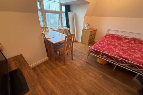 1 bedroom flat to rent, Buttery Mews, Southgate