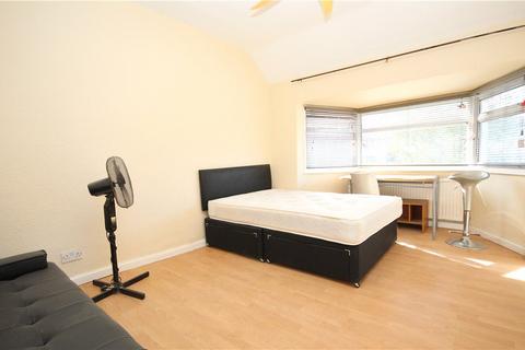 undefined, Greenford Road, Greenford, UB6