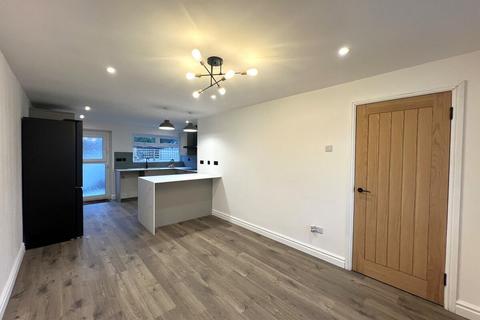 undefined, Bron Y Felin, Llangefni, LL77