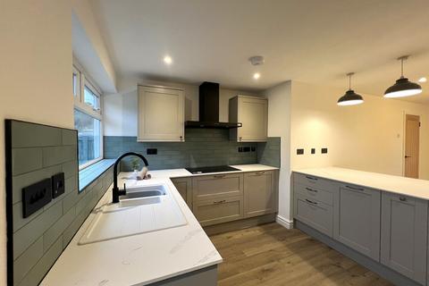 undefined, Bron Y Felin, Llangefni, LL77