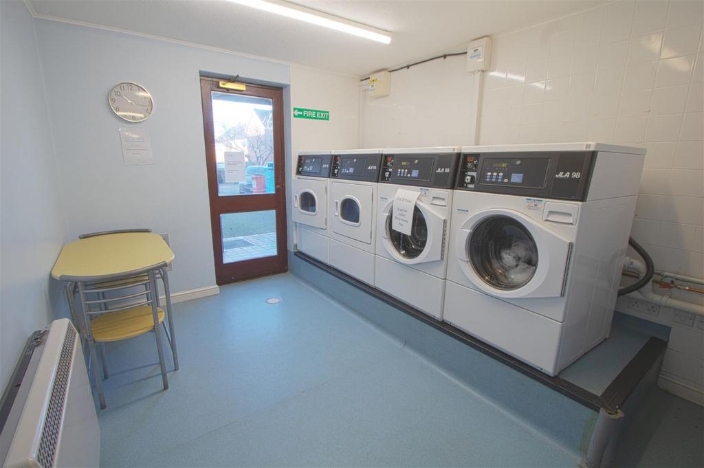 UTILITY ROOM.jpg