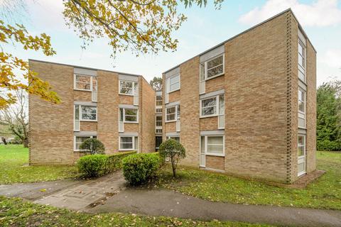 undefined, Heathside, Weybridge, Surrey, KT13