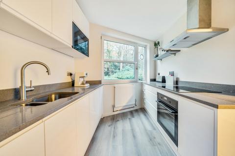 undefined, Heathside, Weybridge, Surrey, KT13