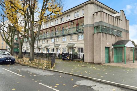 undefined, Ivy Road, London E16