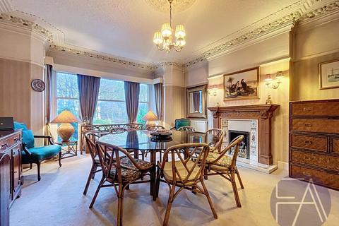 undefined, 4 Park Road West, Merseyside PR9