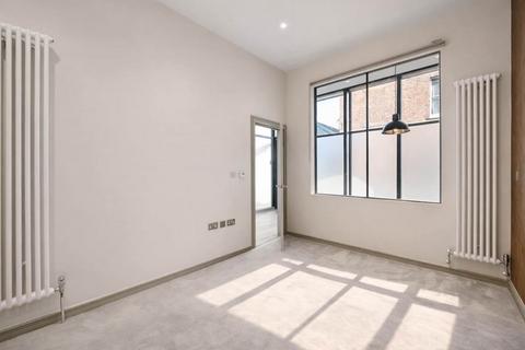 1 bedroom flat for sale, Wickham House, King Street, Richmond, TW9