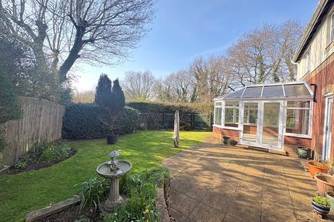 4 bedroom detached house for sale, Mathews Close, Honiton EX14