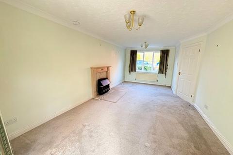 4 bedroom detached house for sale, Mathews Close, Honiton EX14
