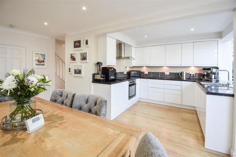 undefined, Glovers Field, Kelvedon Hatch