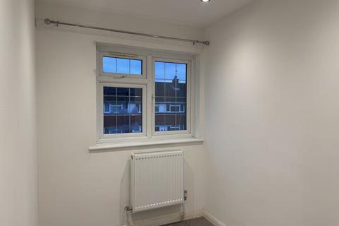 undefined, Sutton Hall Road,  Hounslow, TW5