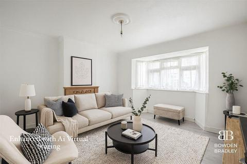 2 bedroom flat for sale, Laneside Avenue, Dagenham, RM8