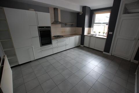 undefined, Oldham Road, Greater Manchester OL7