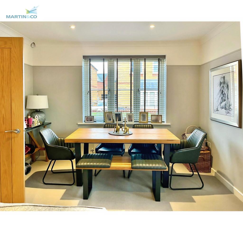 Fc829e03-George 20 Parish 20dining 20table