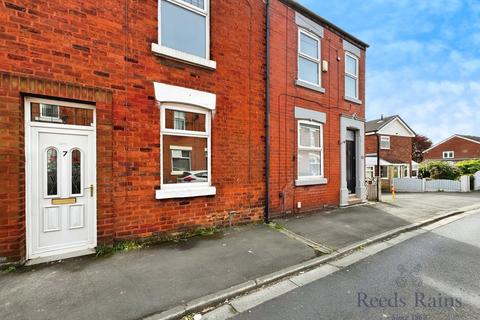 3 bedroom terraced house to rent, Duke Street, Preston PR5