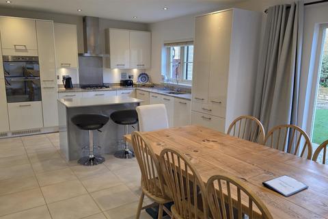 undefined, Old Railway Close | Lechlade GL7