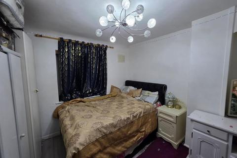 undefined, Orange Hill Road, Edgware