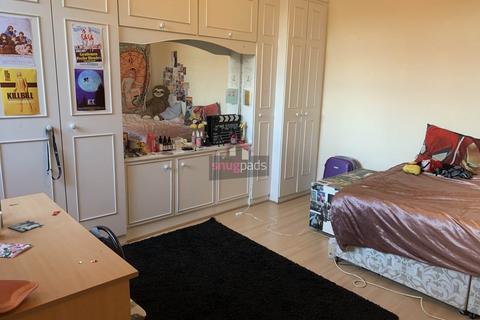 undefined, Carlton Road, Salford M6