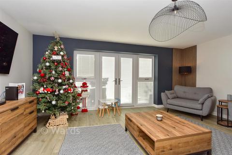 4 bedroom detached house for sale, Nova Avenue, Faversham ME13
