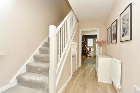 4 bedroom detached house for sale, Nova Avenue, Faversham ME13