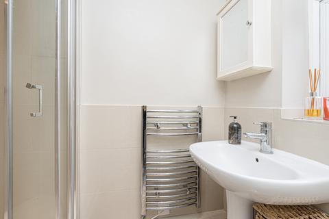 undefined, Somerset Close, Hersham, WALTON-ON-THAMES, Surrey, KT12