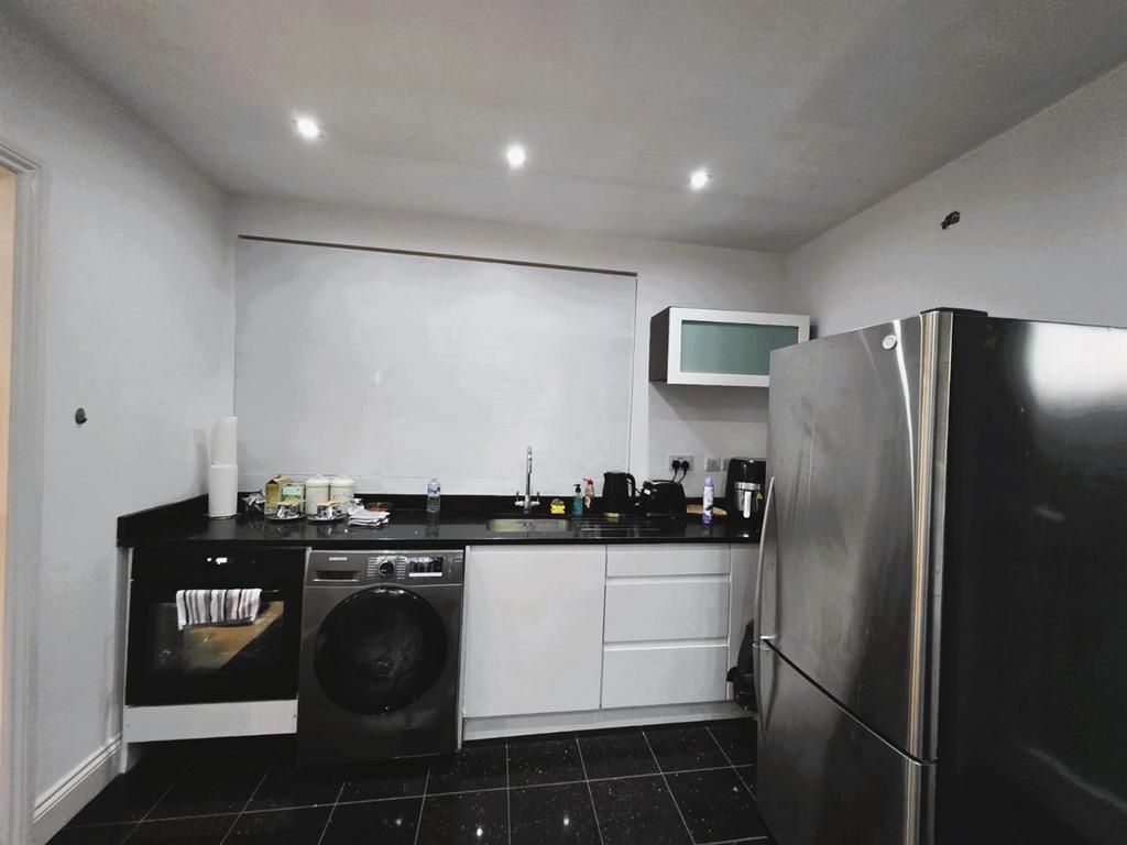 Privet cooking area 2.jpeg