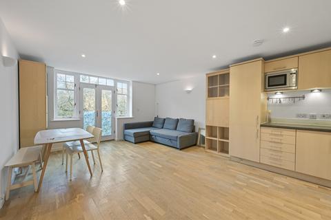2 bedroom flat to rent, Fusion Court, SW15