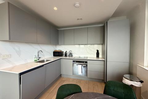 1 bedroom flat to rent, Harlequin Avenue