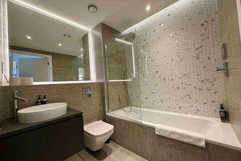 1 bedroom flat to rent, Harlequin Avenue