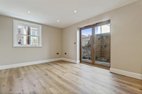 undefined, Eriswell Road, Worthing BN11