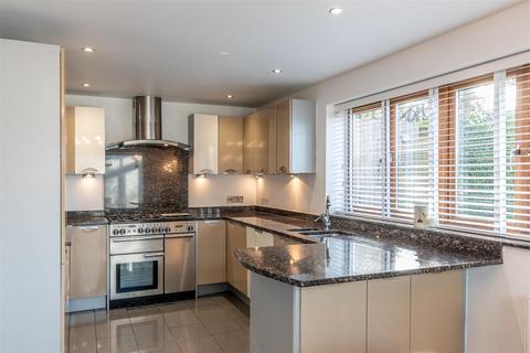 5 bedroom detached house for sale, Church Road, South Gloucestershire BS36