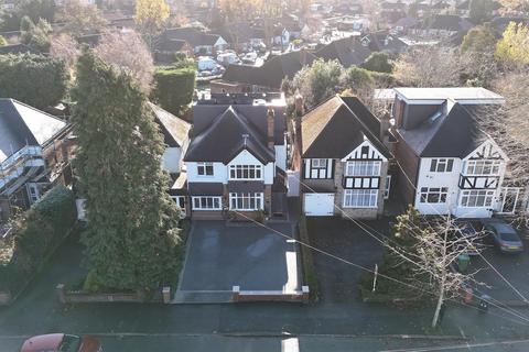 undefined, Shakespeare Drive, Shirley