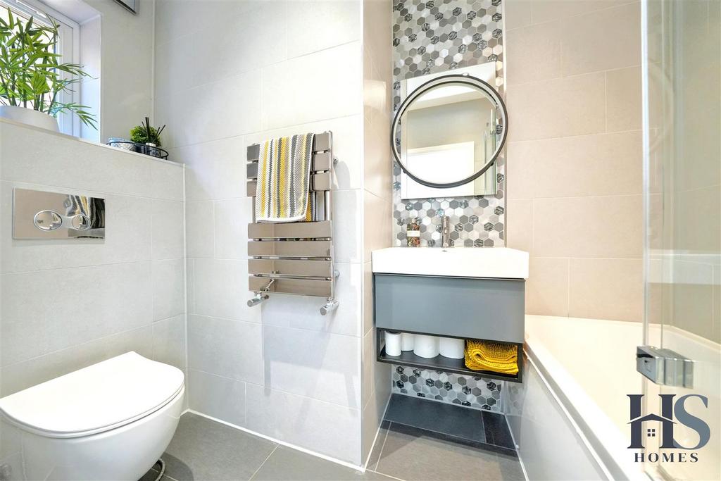 Bath3.jpg