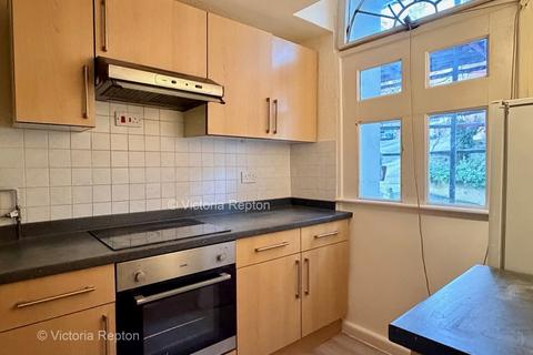 undefined, Flat, Granby Hill, Clifton BS8