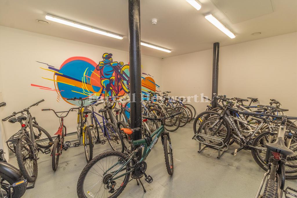 Bike Store