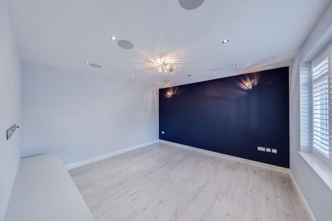 6 bedroom house for sale, The Vale, Coulsdon, CR5