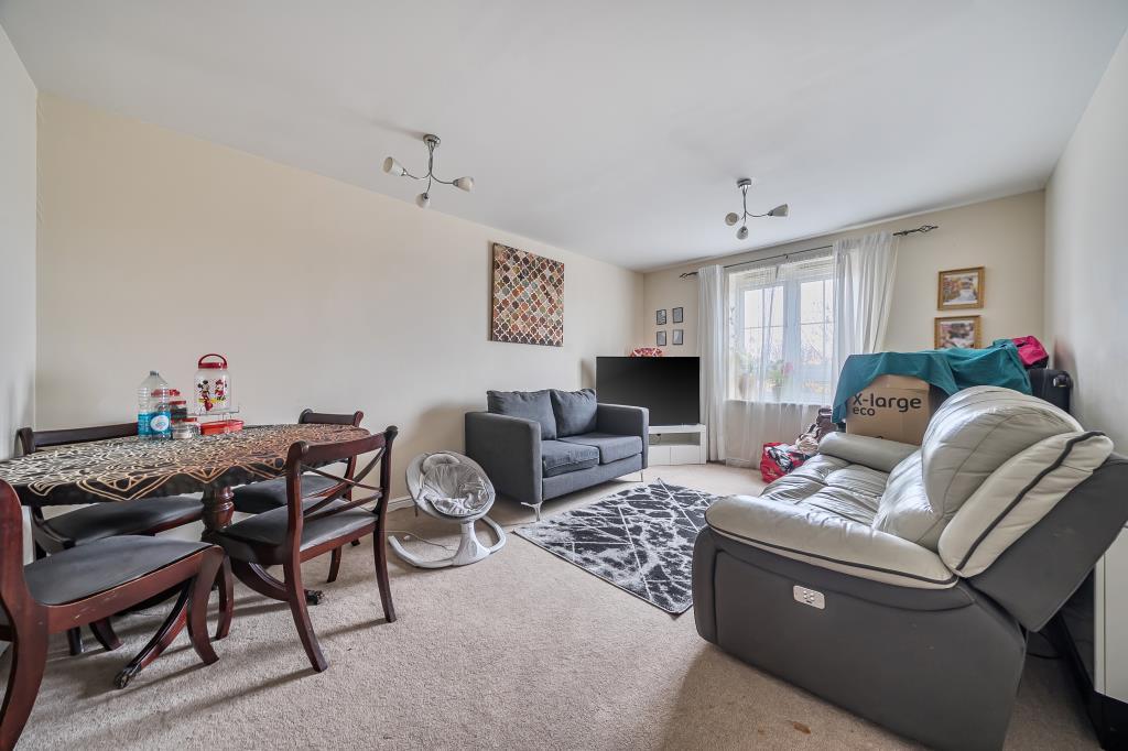 Living/Dining Area