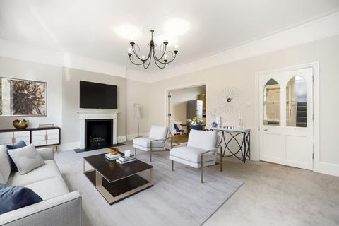 undefined, Fulham Road, London, SW10