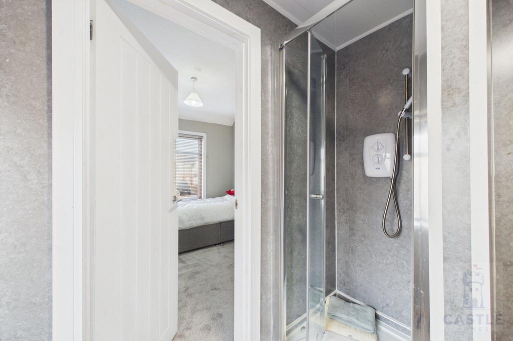Ensuite R 1