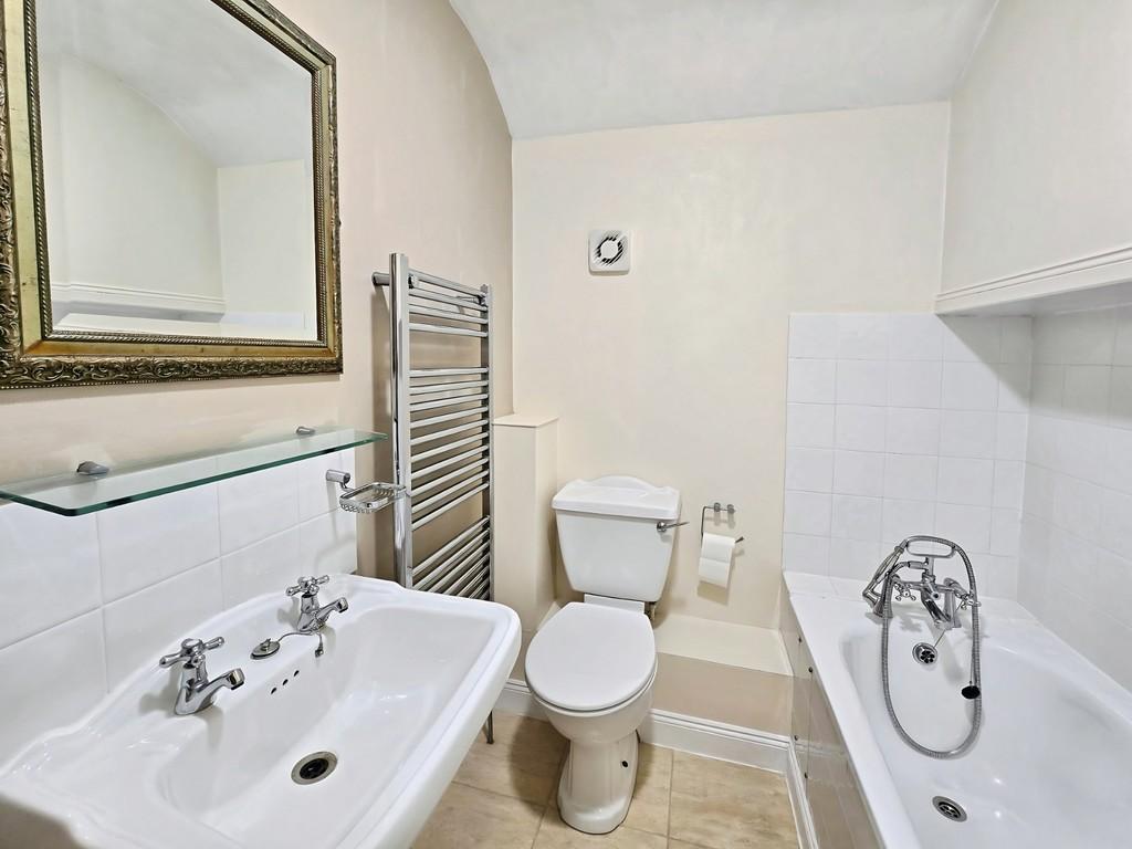 69a178b6-bathroom 20bath