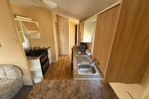 2 bedroom static caravan for sale, Beach Road, St. Osyth CO16