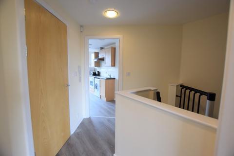 2 bedroom apartment to rent, Ahlux House, Millwright Street