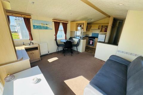 3 bedroom static caravan for sale, Beach Road, St. Osyth CO16
