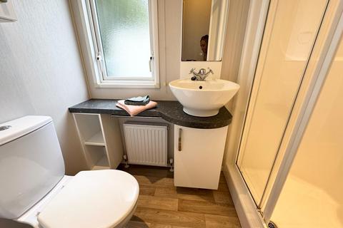 2 bedroom static caravan for sale, Chilling Lane, Warsash SO31