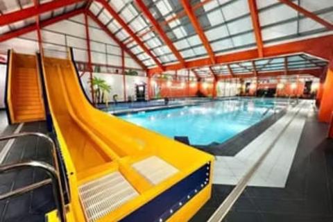 3 bedroom static caravan for sale, Beach Road, St. Osyth CO16