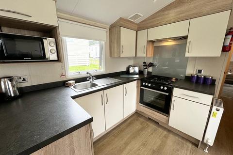 2 bedroom static caravan for sale, Chilling Lane, Warsash SO31