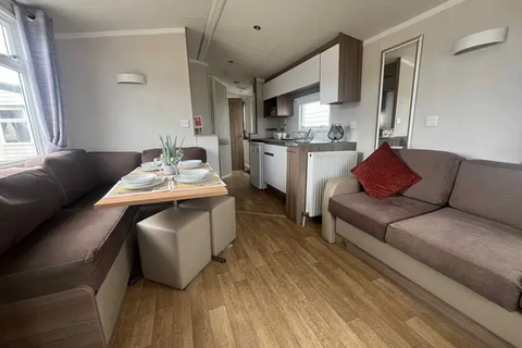 2 bedroom static caravan for sale, Lossiemouth IV31