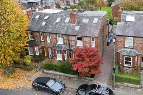 undefined, Beech Road, Hale