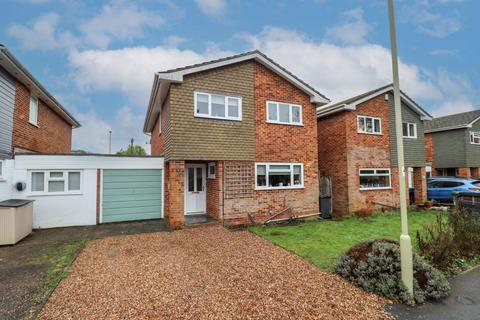 undefined, Silver Park Close, Church Crookham GU52