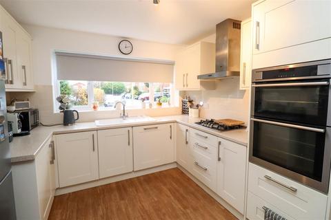 undefined, Silver Park Close, Church Crookham GU52