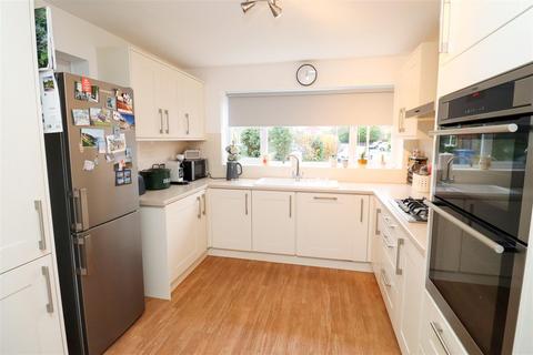 undefined, Silver Park Close, Church Crookham GU52